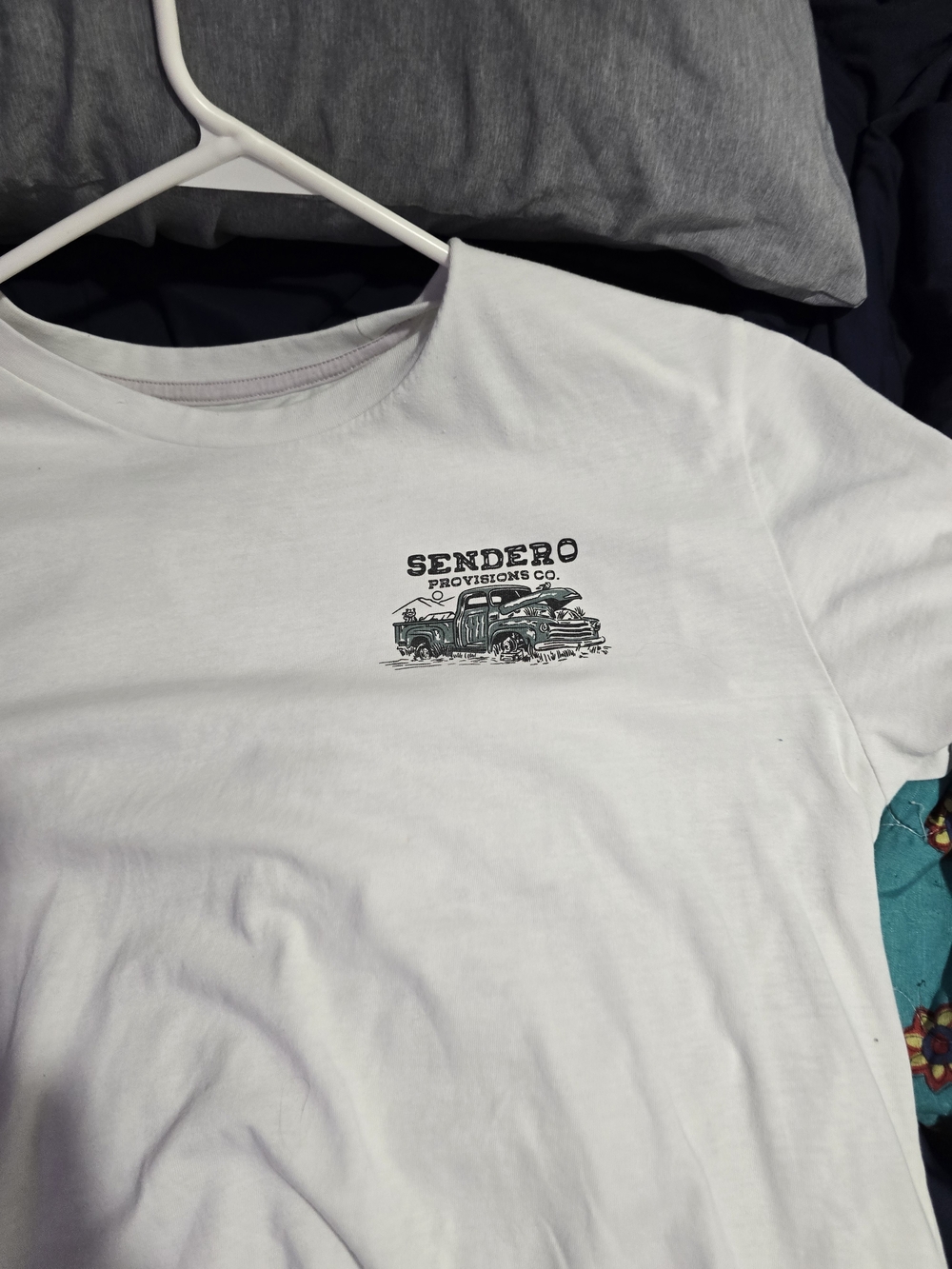 Few Parts Graphic Tee - White with Green Print Xl Sendero Provisions Co - Picture 6 of 7
